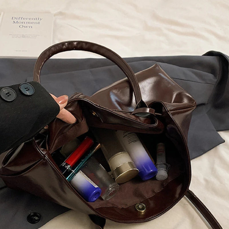 Vintage Handbag for Women Large Capacity 2025 New Underarm Commuting Bag Fashion Female Casual Single Shoulder Tote Bag